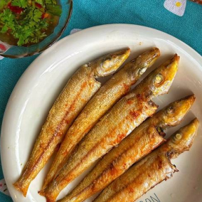 CÁ ĐỤC CHIÊN MẮM XOÀI
