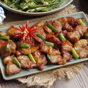 THỊT BA CHỈ CHÁY CẠNH