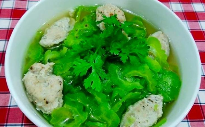 CANH KHỔ QUA CHẢ CÁ