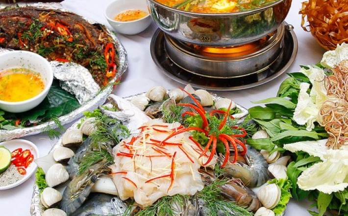 LẨU HẢI SẢN ĐẶC BIỆT