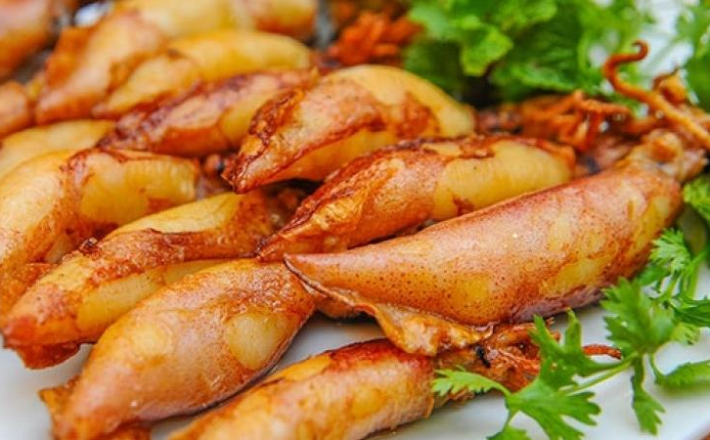 MỰC TRỨNG CHIÊN NƯỚC MẮM