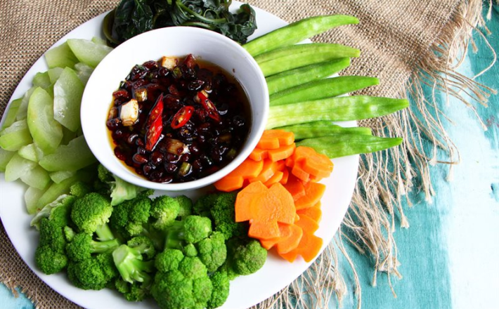 NGŨ QUẢ LUỘC KHO QUẸT