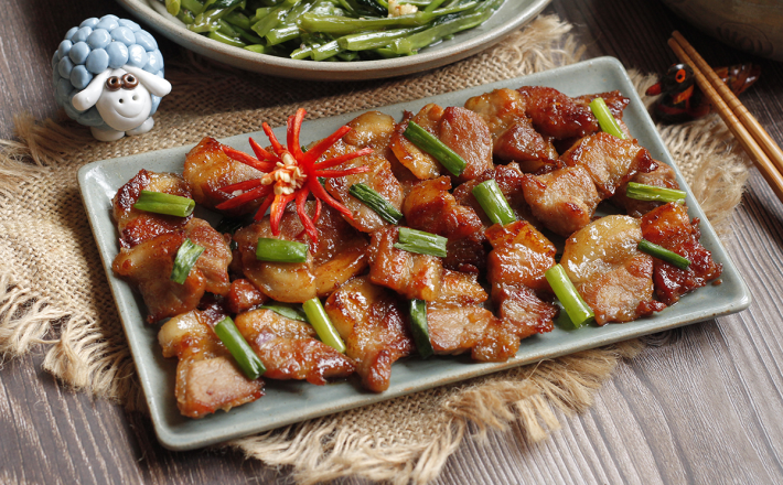 THỊT BA CHỈ CHÁY CẠNH